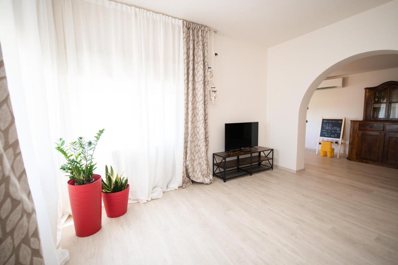 Il Cortiletto - Appartamento Lores Manerba del Garda Ngoại thất bức ảnh